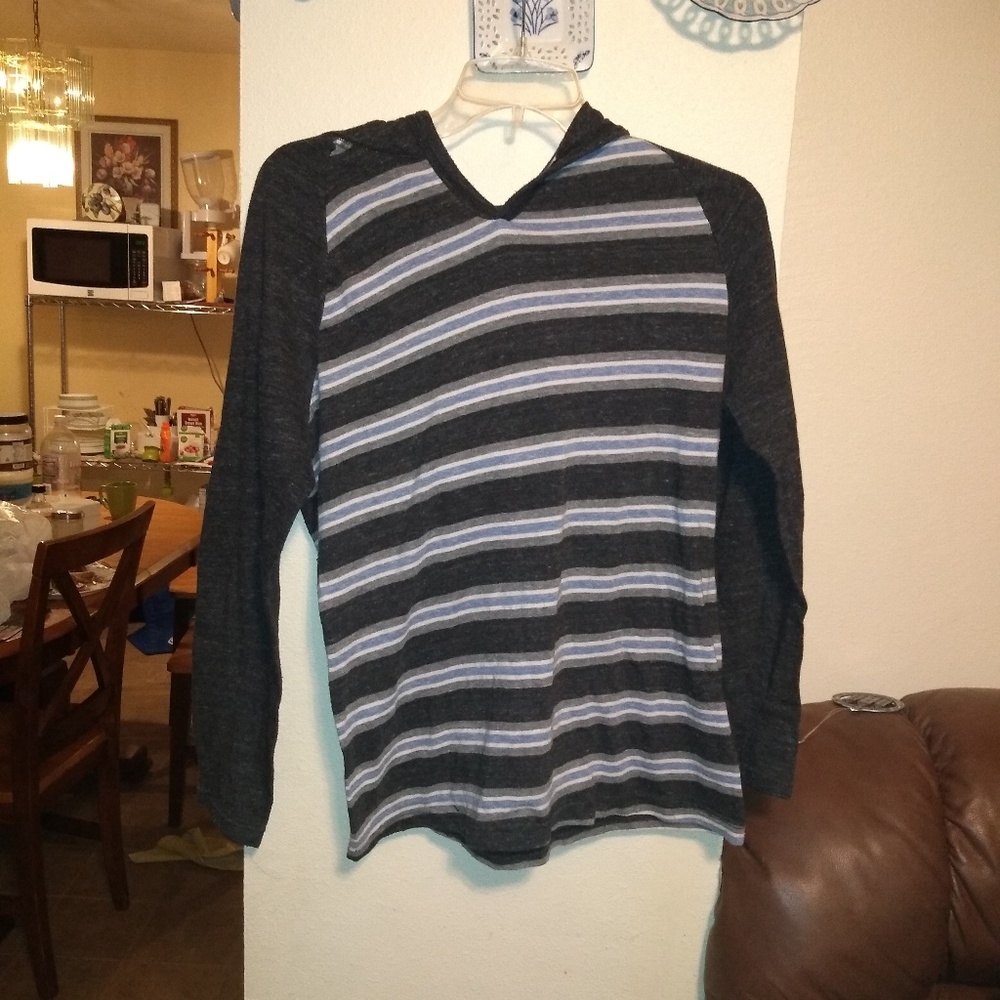 T shirt hoodie